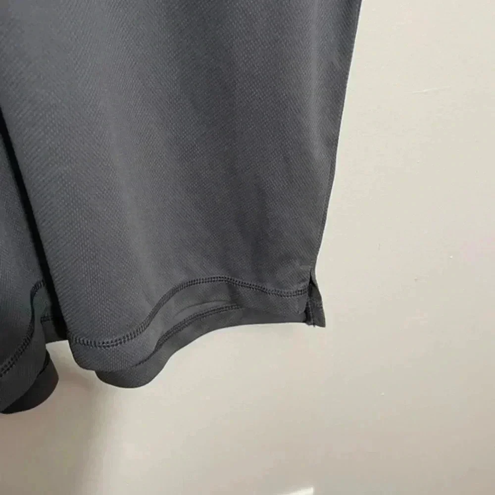 Everlane Breathable Sport Gray Short Sleeve T-shirt mens large - Picture 4 of 6